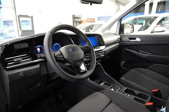 Ford Transit Connect 6 of 15