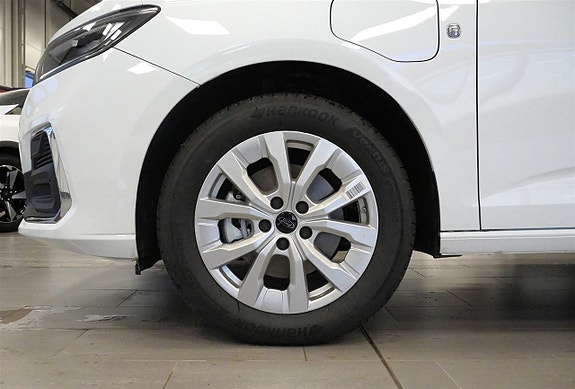 Ford Transit Connect 2 of 5