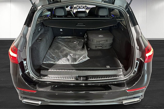 Mercedes-Benz C300 e 13 of 18