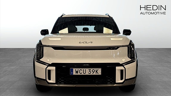 Kia EV9 8 of 13