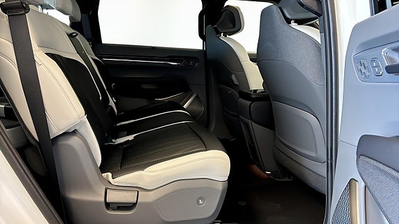 Kia EV9 5 of 5
