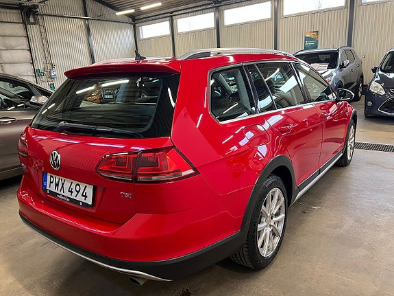 Volkswagen Golf Alltrack 6 of 19