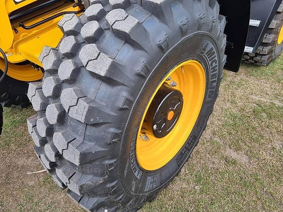 JCB TM420S 9 of 9