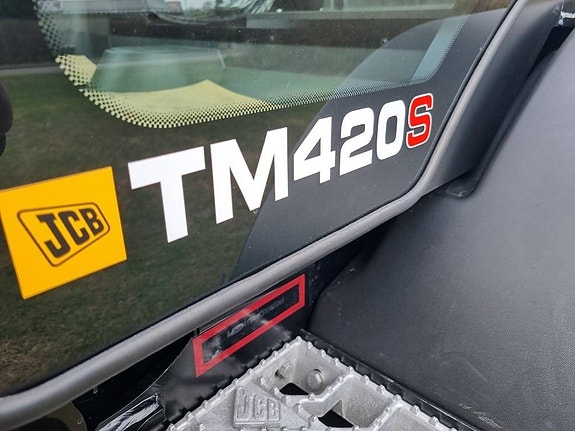 JCB TM420S 8 of 9