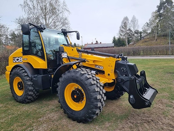 JCB TM420S
