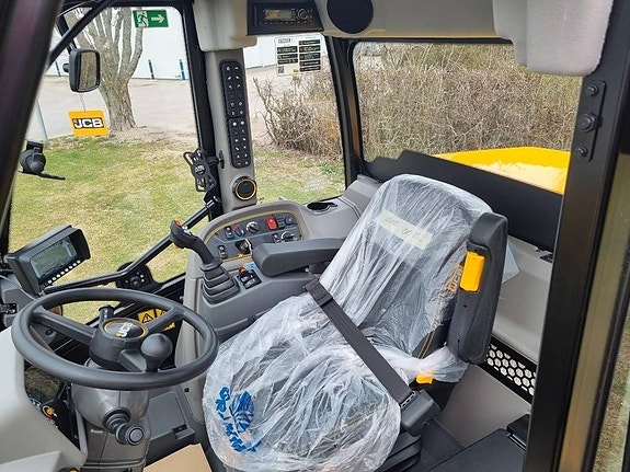 JCB TM420S 6 of 9