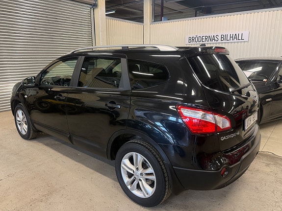 Nissan Qashqai+2 2 of 5