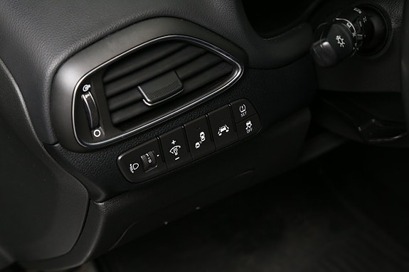 Hyundai i30 12 of 25