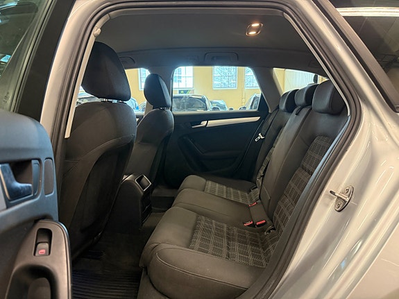 Audi A4 11 of 12