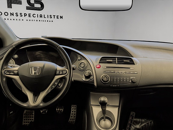 Honda Civic 13 of 28