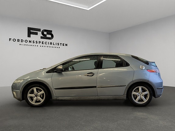 Honda Civic 7 of 28
