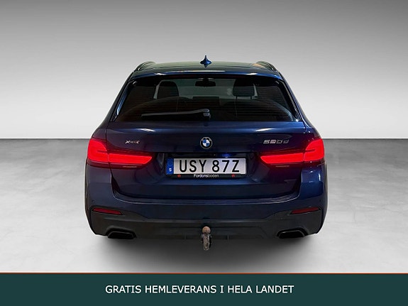 BMW 520d 3 of 5