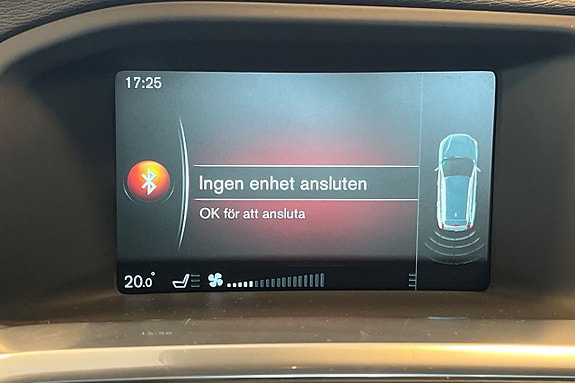 Volvo V60 Cross Country 16 of 29