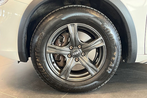 Volvo V60 Cross Country 10 of 29