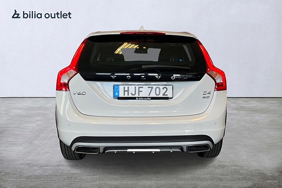 Volvo V60 Cross Country 5 of 5