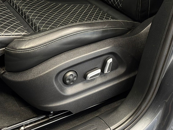 Audi SQ5 14 of 28