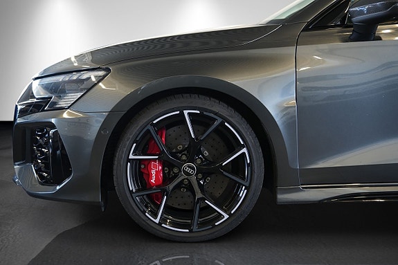 Audi RS3 3 of 5