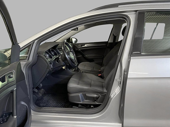Volkswagen Golf-Serie 9 of 16