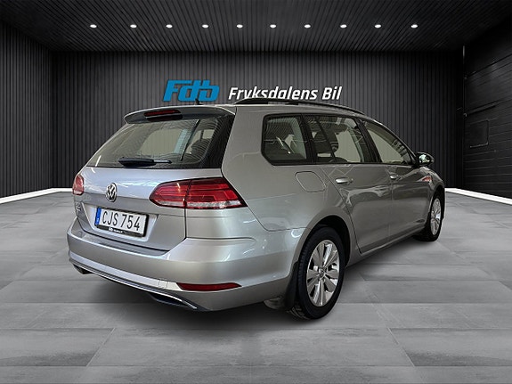 Volkswagen Golf-Serie 5 of 16