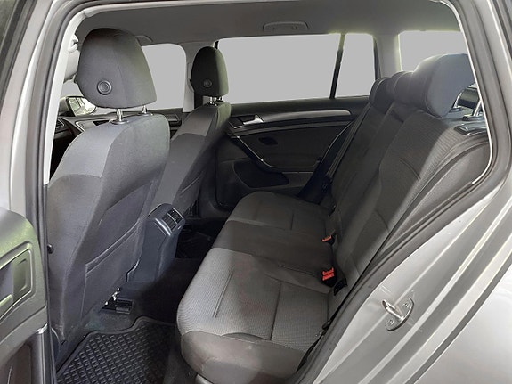 Volkswagen Golf-Serie 13 of 16