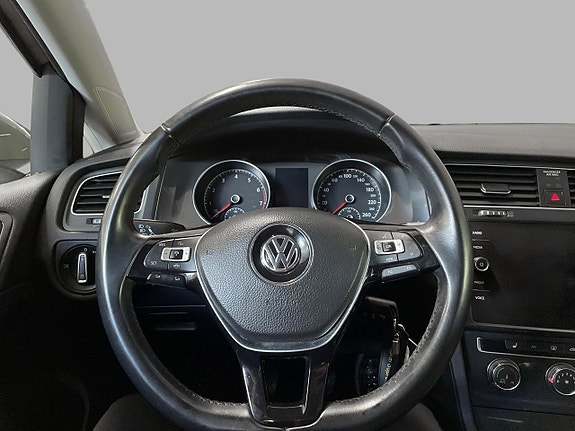 Volkswagen Golf-Serie 10 of 16