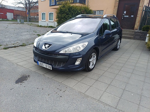 Peugeot 308 SW 2 of 20