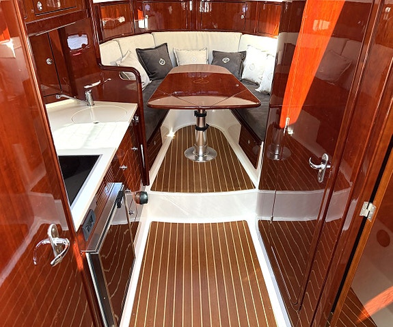Aquador 35 ST 8 of 16
