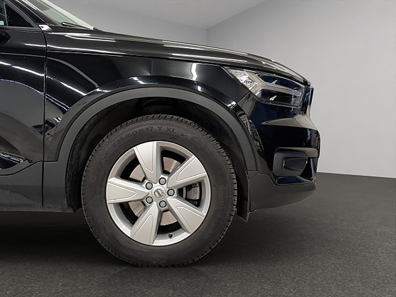 Volvo XC40 26 of 28