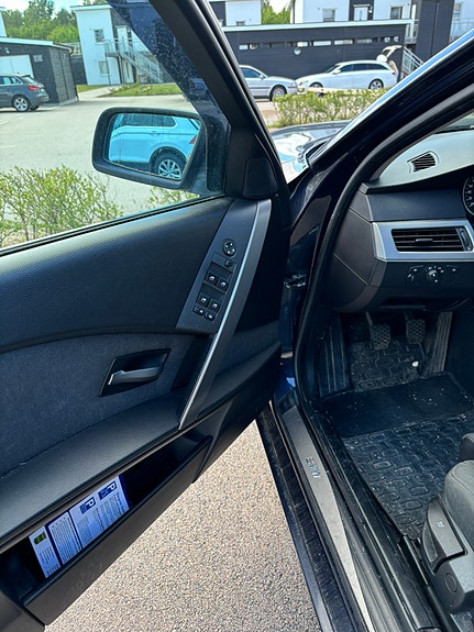 BMW 520i 7 of 7