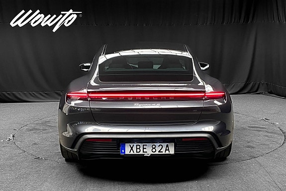 Porsche Taycan 4S 6 of 26