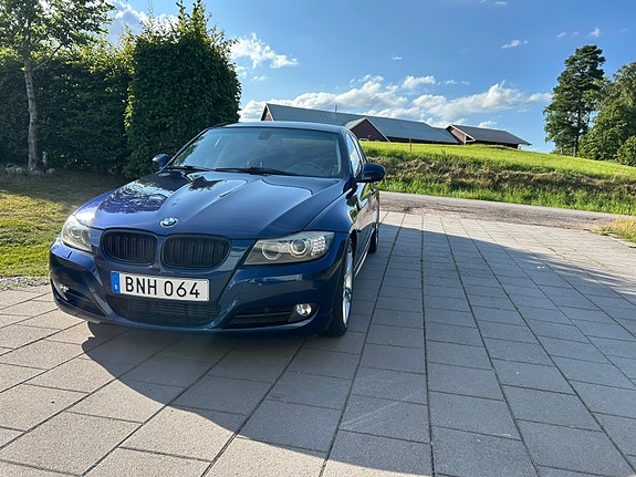 BMW 320d 6 of 9