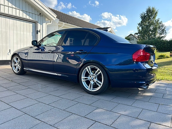 BMW 320d 5 of 9