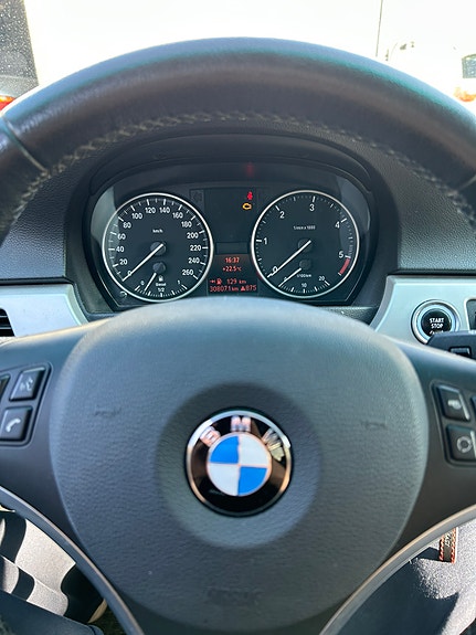 BMW 320d 9 of 9
