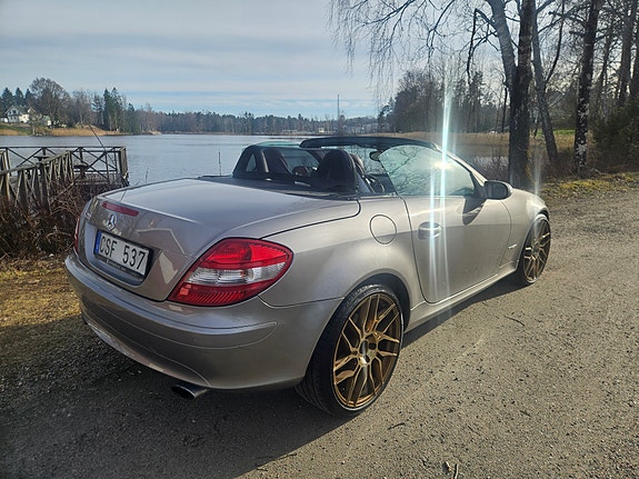 Mercedes-Benz SLK200 5 of 5
