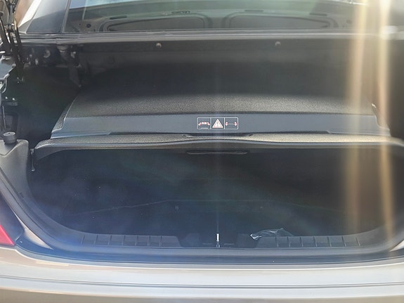 Mercedes-Benz SLK200 9 of 14