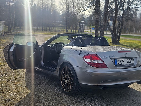 Mercedes-Benz SLK200 7 of 14