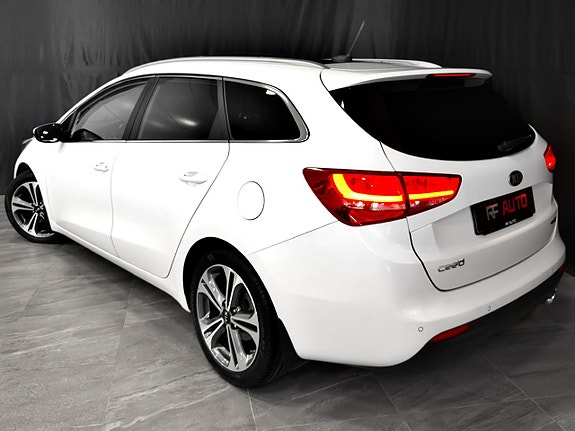 Kia Ceed 13 of 30