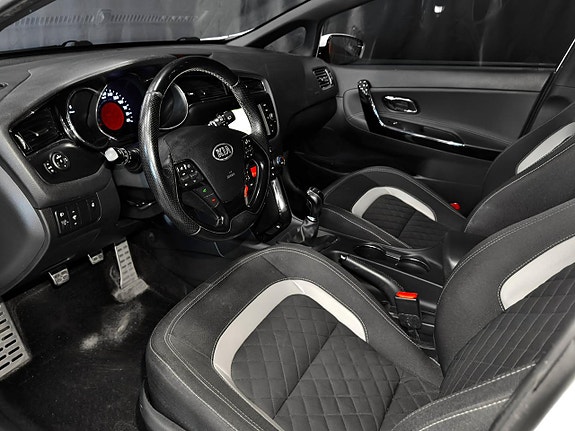 Kia Ceed 18 of 30