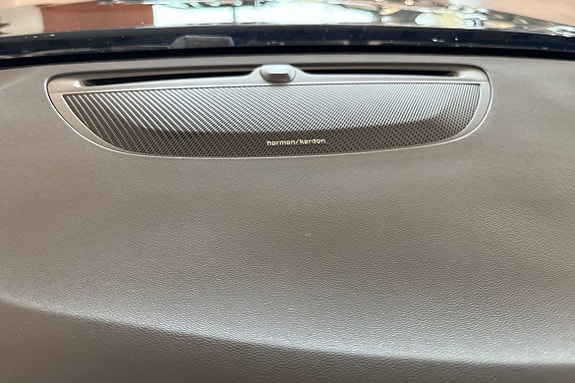 Volvo V60 24 of 30