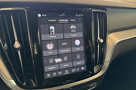 Volvo V60 30 of 30