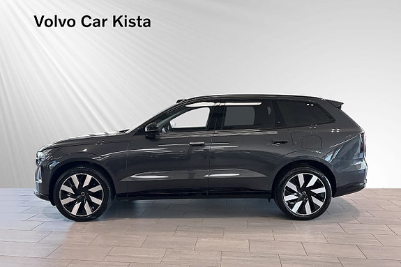 Volvo EX90 3 of 5