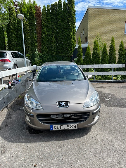 Peugeot 407 2 of 5