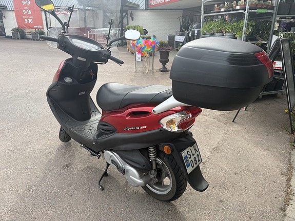 Kymco Movie Nybesiktigad. Endast 614 mil - mycket bra skick.