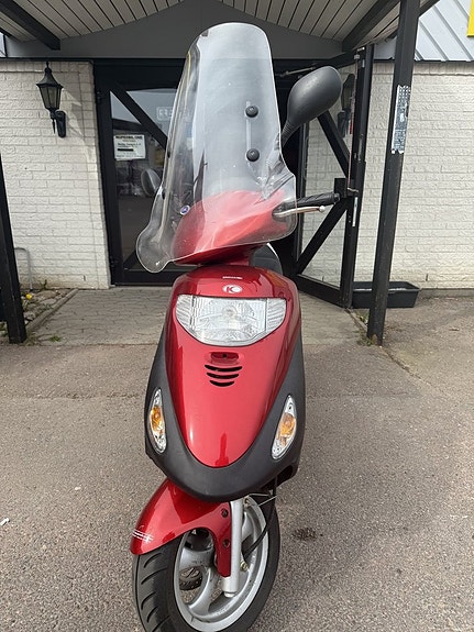 Kymco Movie Nybesiktigad. Endast 614 mil - mycket bra skick. 4 of 9