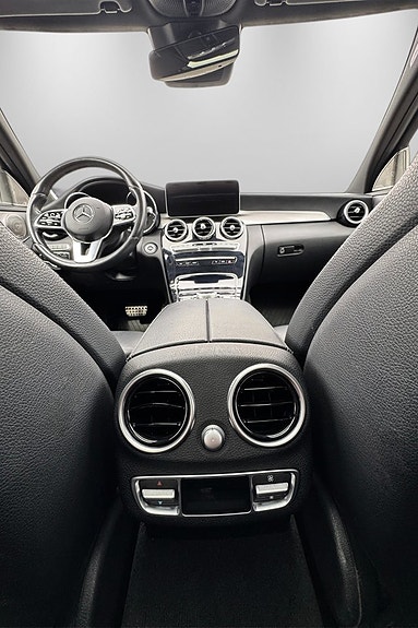 Mercedes-Benz C300 d 10 of 20