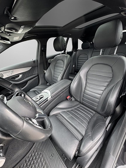 Mercedes-Benz C300 d 13 of 20