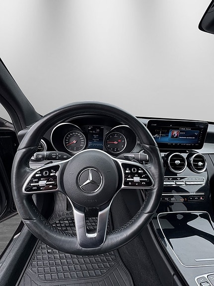 Mercedes-Benz C300 d 18 of 20