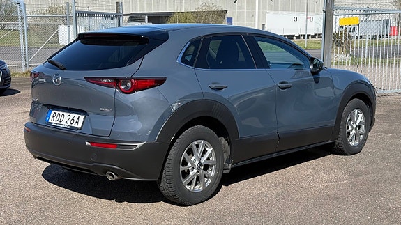 Mazda CX-30 4 of 30