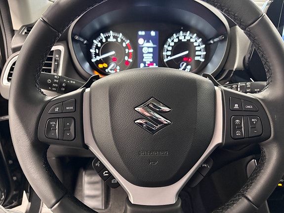 Suzuki S-Cross 7 of 16
