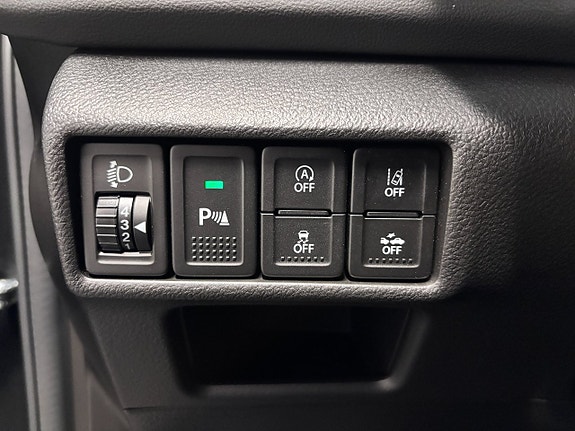 Suzuki S-Cross 11 of 16
